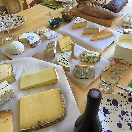 Le Coteau D'olliergues Olliergues